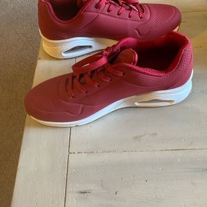 Womens Sketchers, red, like new, excellent condition, only wore a few times.